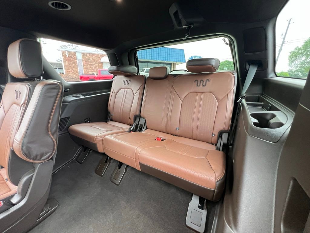 Used 2023 Ford Expedition King Ranch RWD image 18