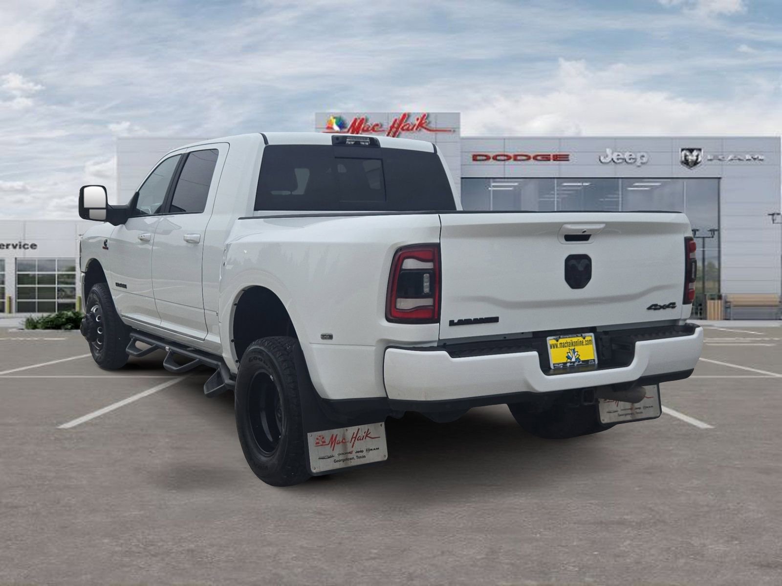 Used 2024 RAM 3500 Laramie w/ Night Edition AWD/4WD image 3