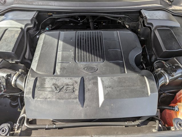 Used 2011 Land Rover Range Rover Sport HSE image 25