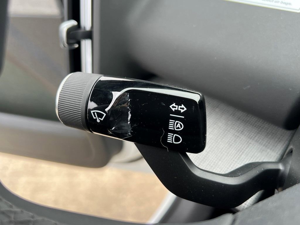 New 2026 Volvo EX30 Plus w/ Protection Package image 24