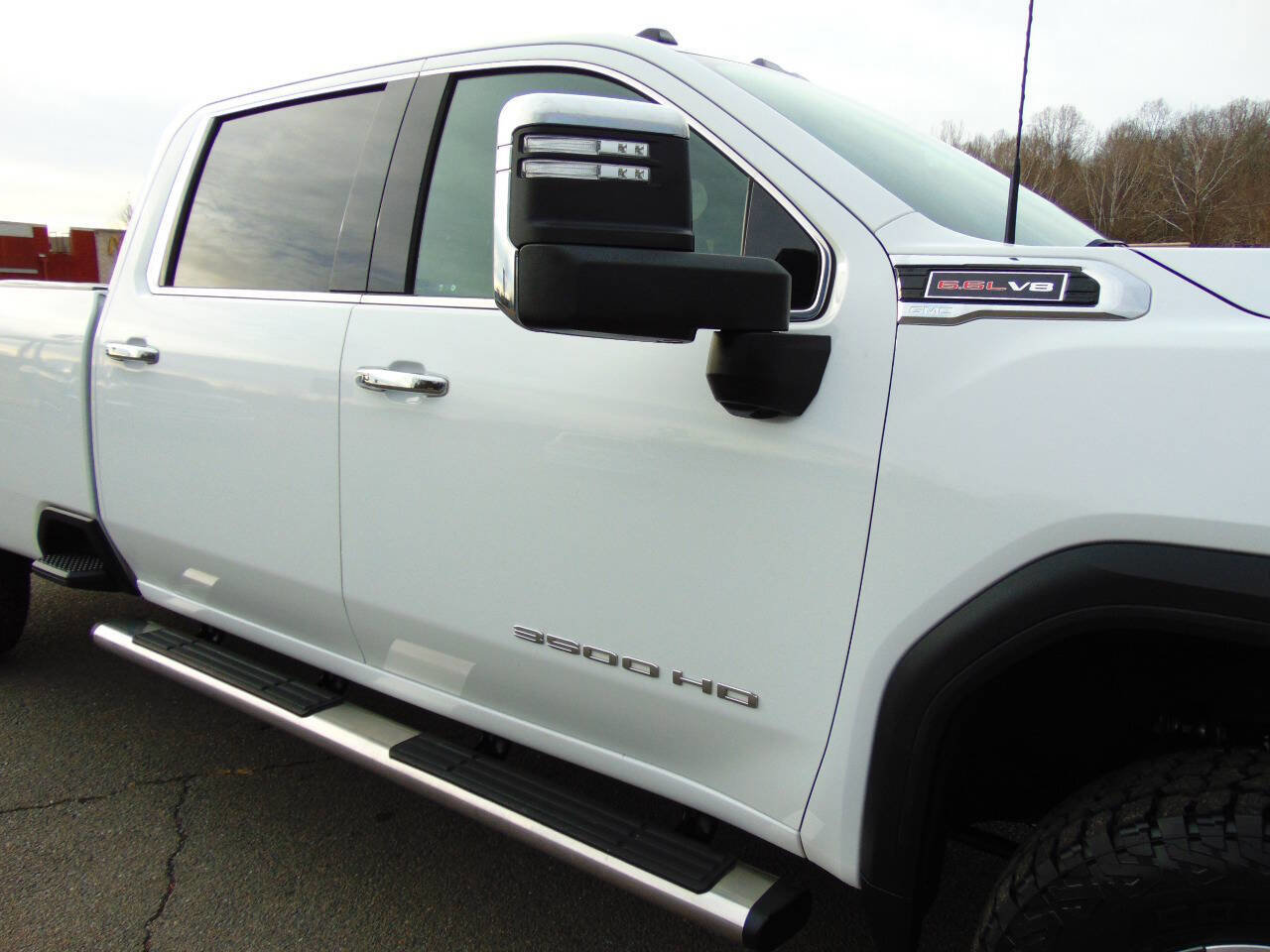 Used 2021 GMC Sierra 3500 SLT w/ SLT Convenience Package image 39