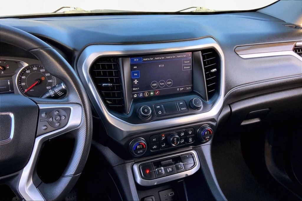 Used 2023 GMC Acadia SLE image 9