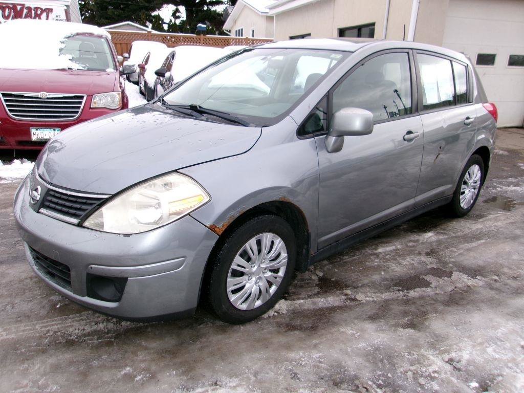 Used 2009 Nissan Versa 1.8 S w/ PWR Pkg image 2