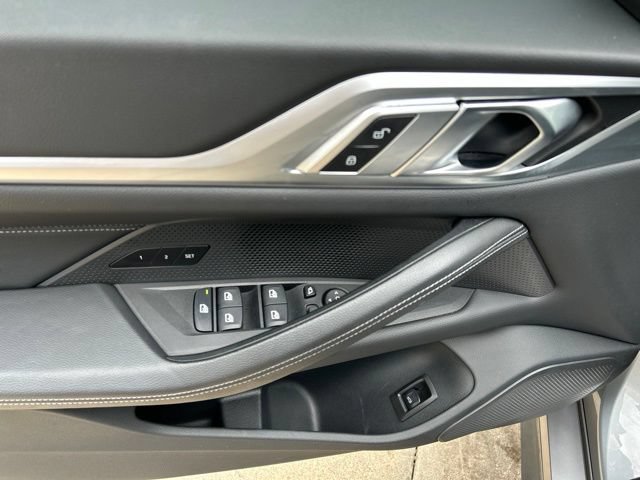 Used 2023 BMW i4 eDrive40 RWD image 28