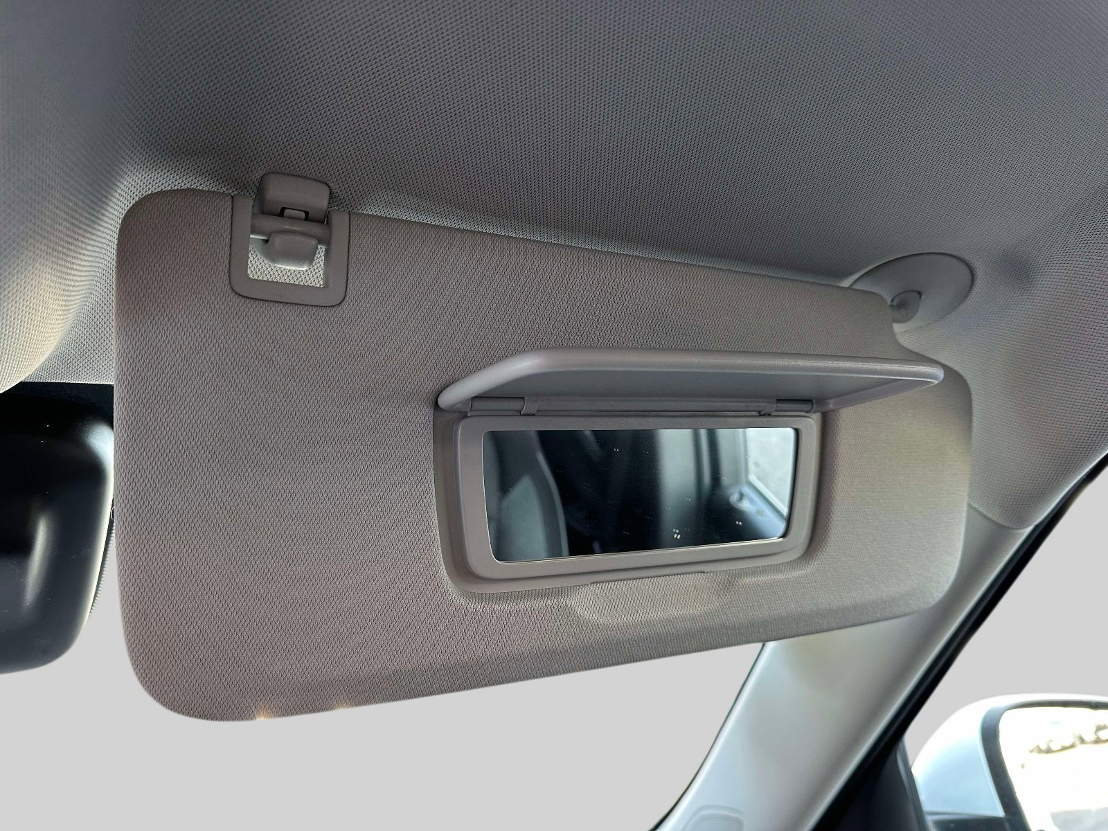 Used 2023 Chevrolet TrailBlazer LT image 33