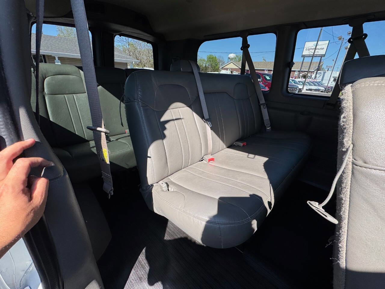 Used 2018 Chevrolet Express 2500 LS w/ Driver Convenience Package image 19