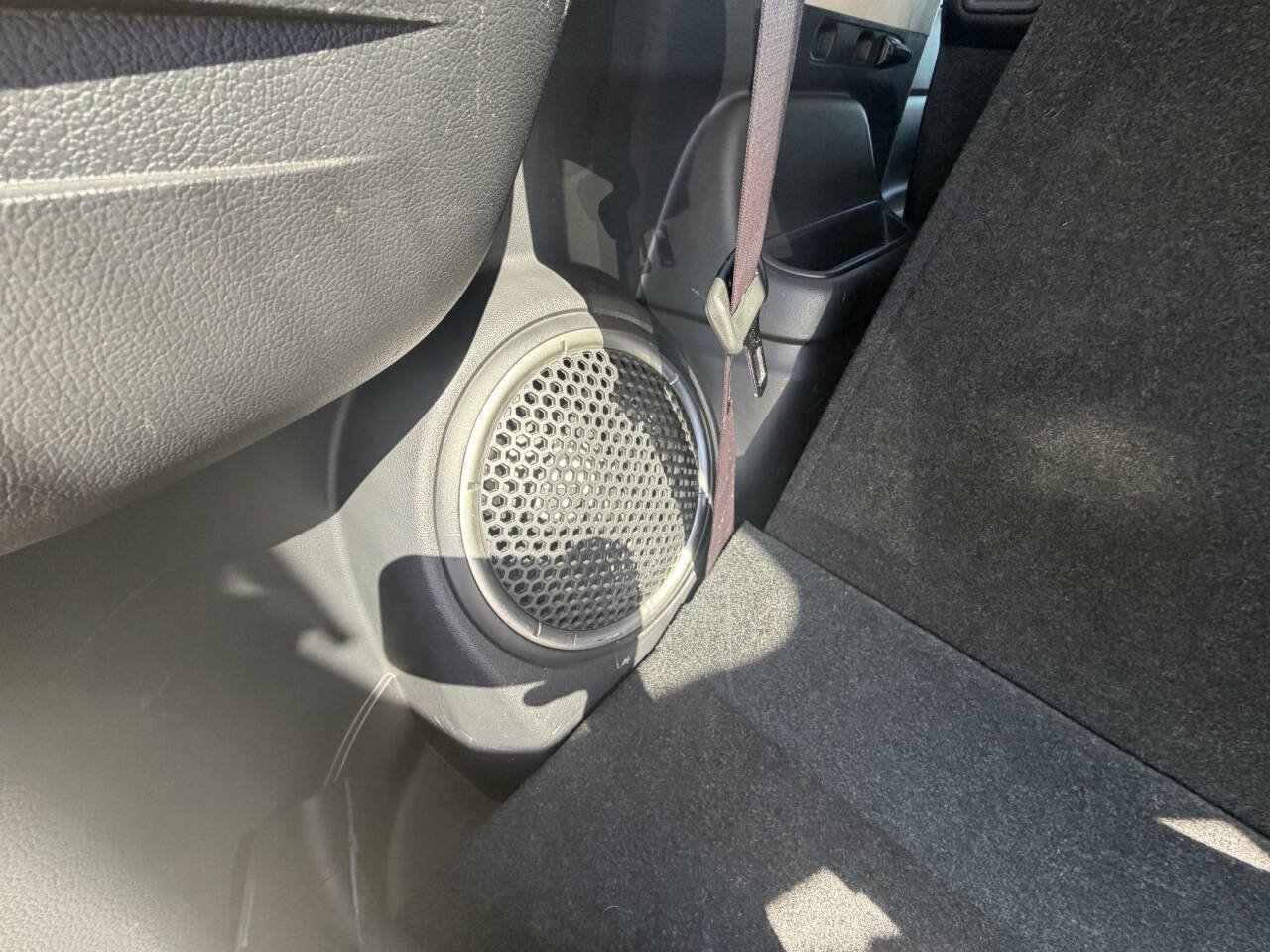 Used 2015 Mitsubishi Outlander SE FWD image 12