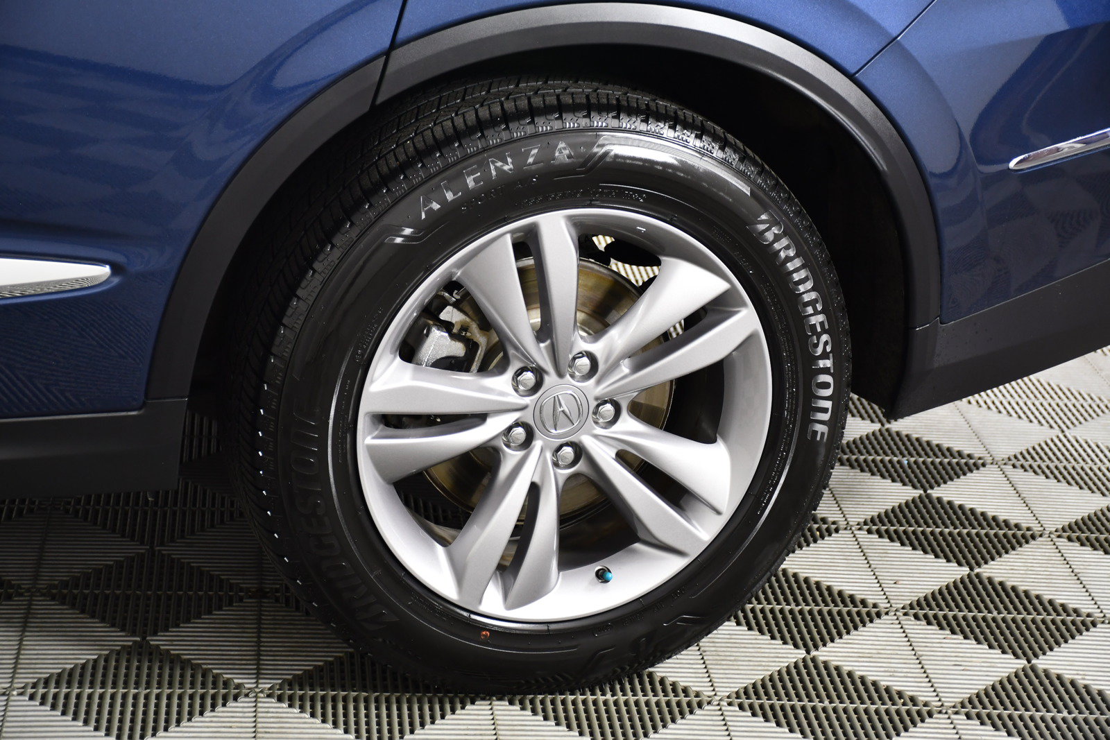 Certified 2025 Acura MDX SH-AWD image 51