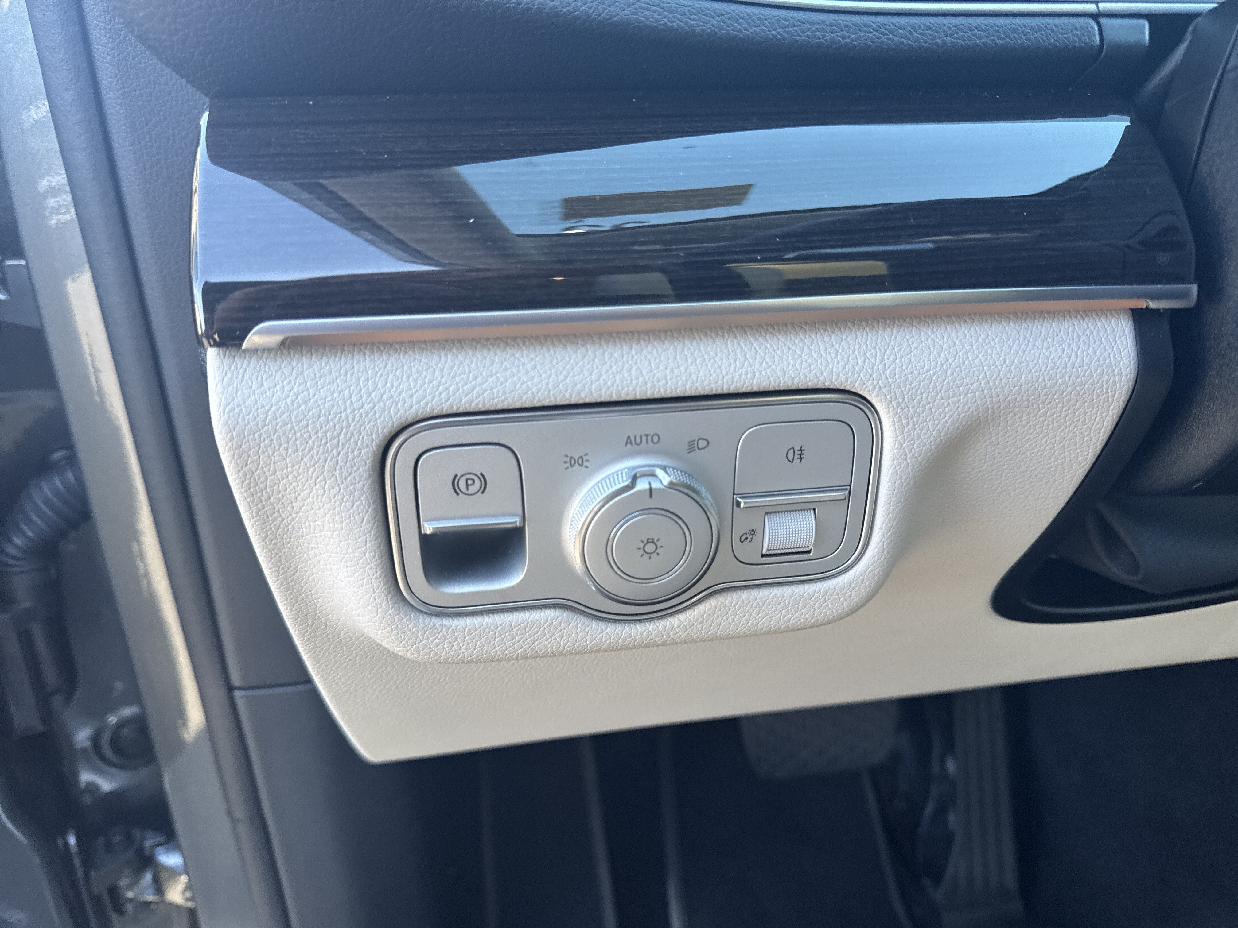 Used 2026 Mercedes-Benz GLE 350 4MATIC image 17