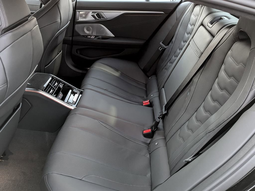 New 2026 BMW M850i xDrive w/ M Sport Professional Package image 31