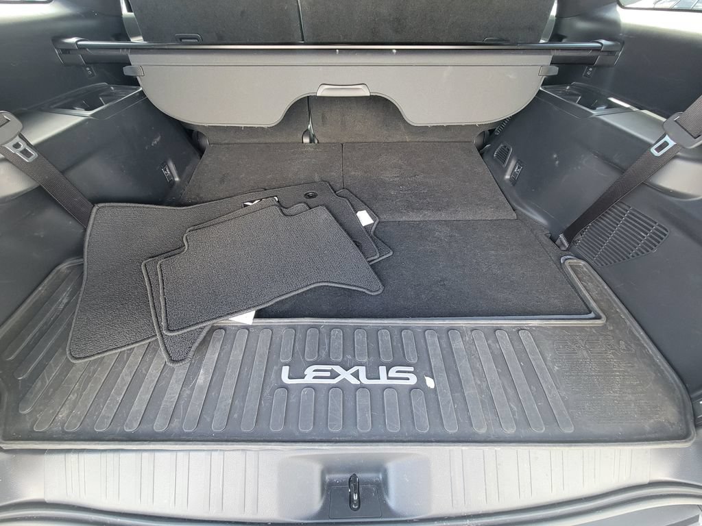 Used 2024 Lexus GX 550 w/ Accessory Package (31) AWD/4WD image 8
