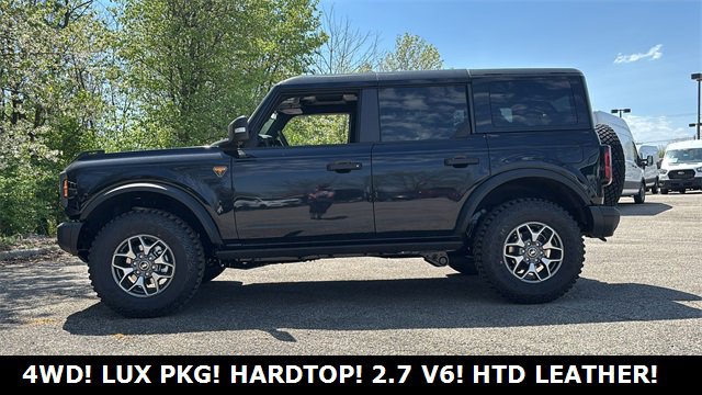 New 2025 Ford Bronco Badlands image 10