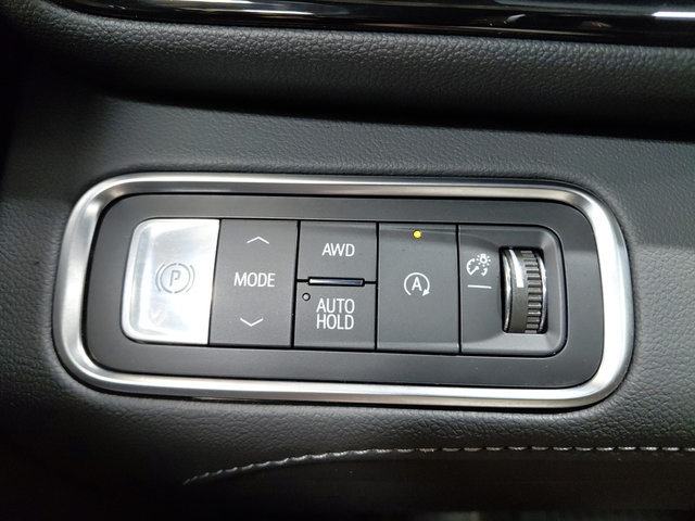 Used 2026 Buick Enclave Avenir w/ Super Cruise Package AWD/4WD image 42