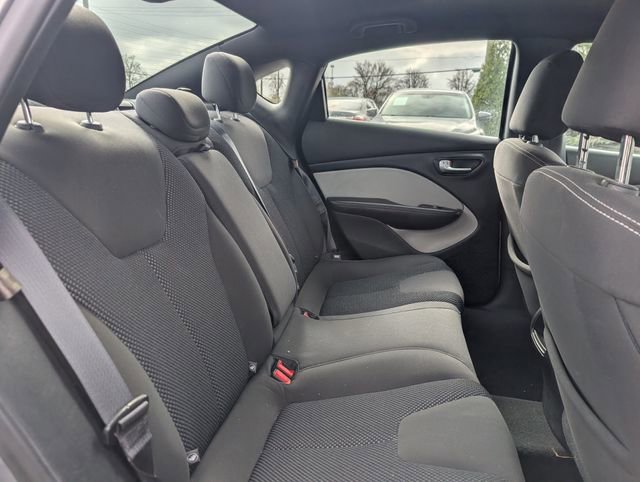 Used 2015 Dodge Dart SXT image 19