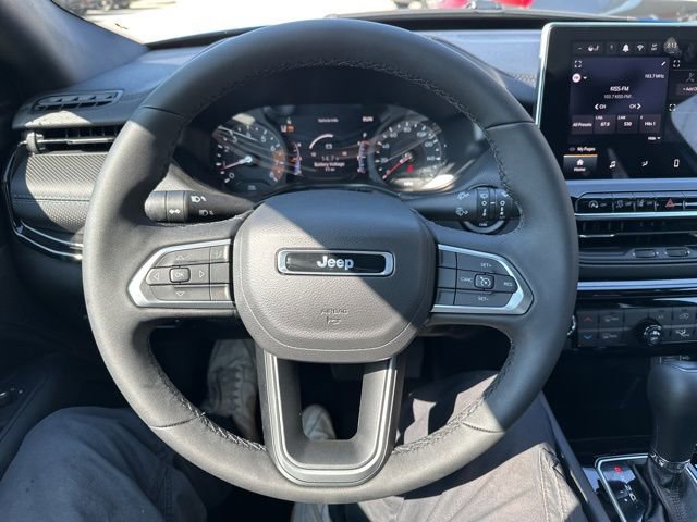 New 2026 Jeep Compass Latitude image 24