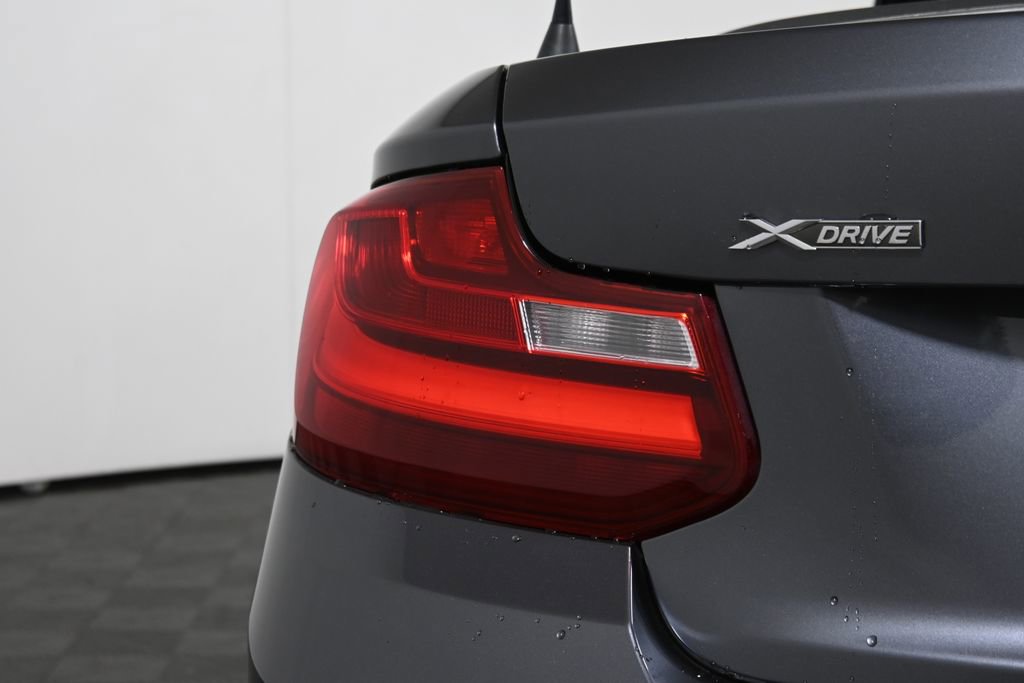 Used 2017 BMW 230i xDrive Convertible image 18