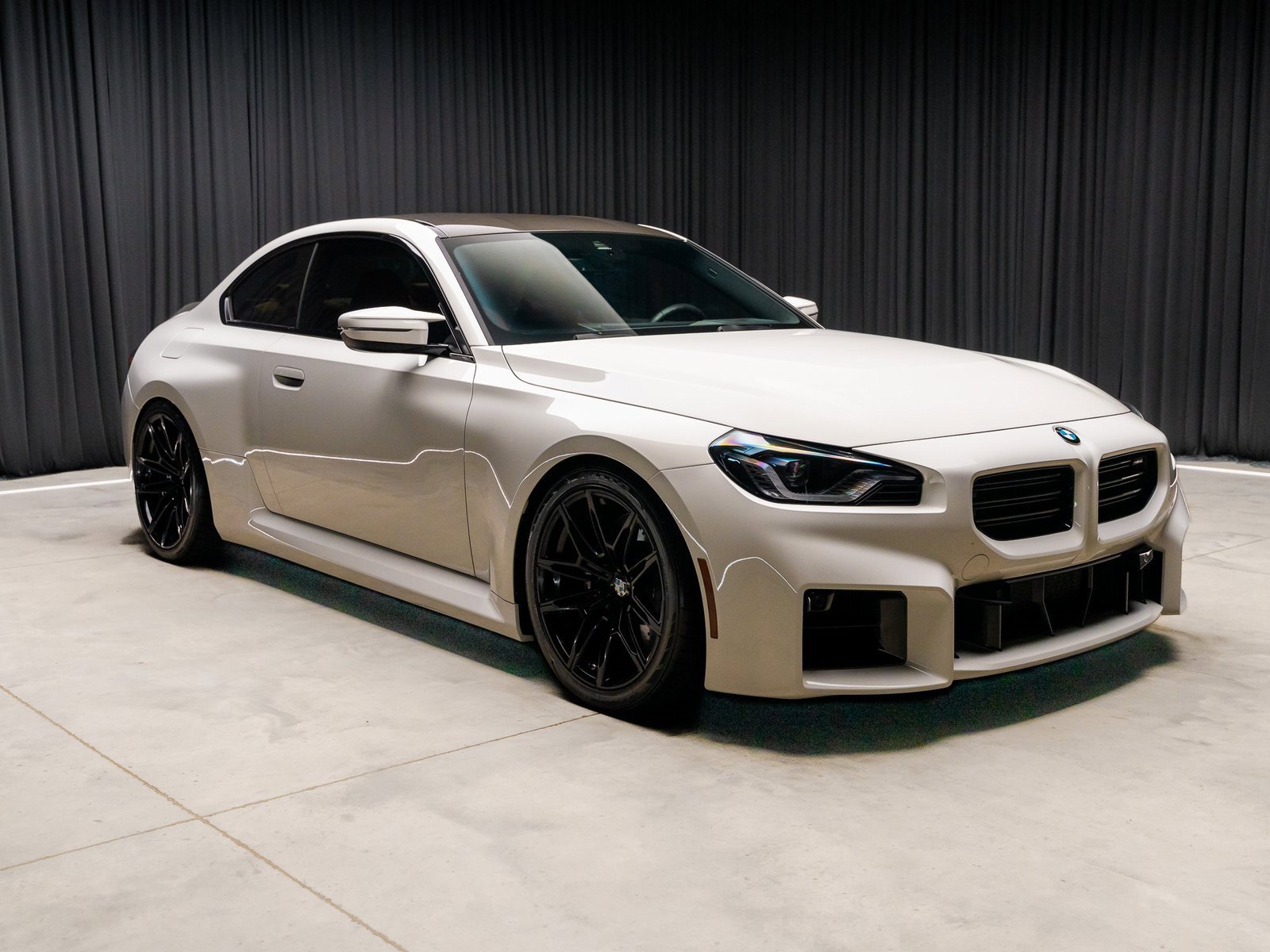 Used 2024 BMW M2 w/ Lighting Package image 17