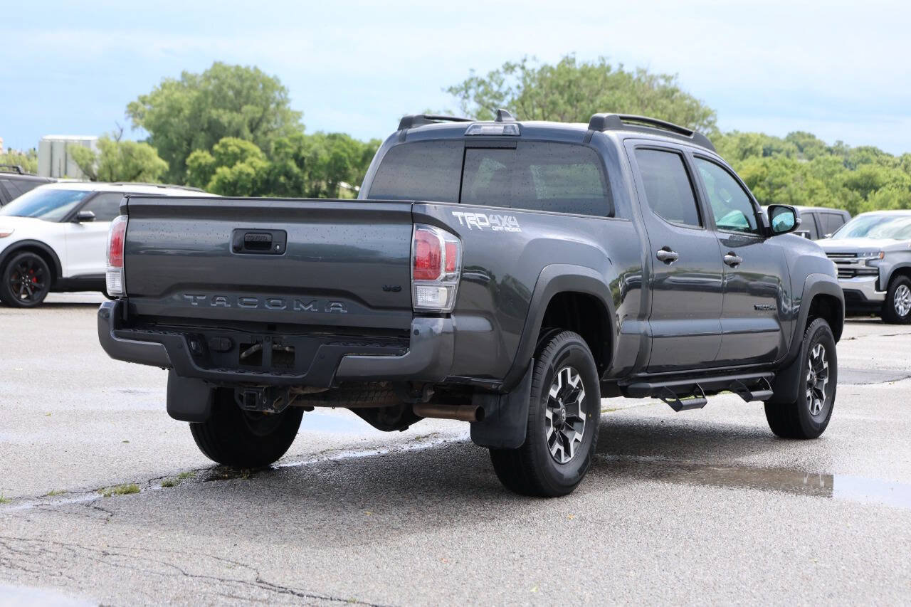 Used 2020 Toyota Tacoma TRD Off-Road w/ TRD Premium Off Road Package AWD/4WD image 9