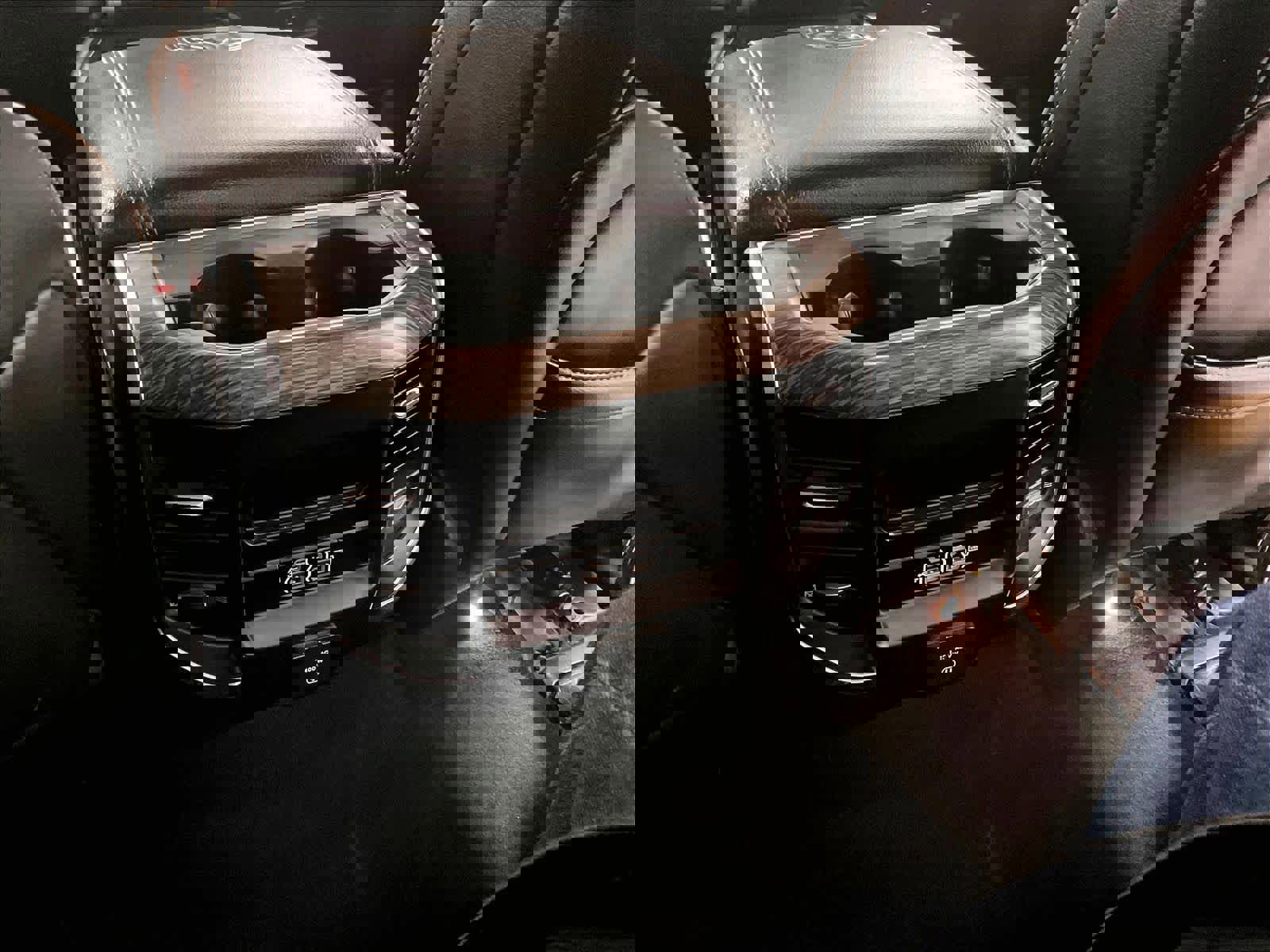 Used 2019 RAM 1500 Laramie image 27