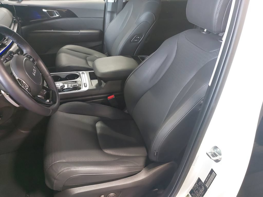 Used 2026 Kia Carnival SX Prestige FWD image 16