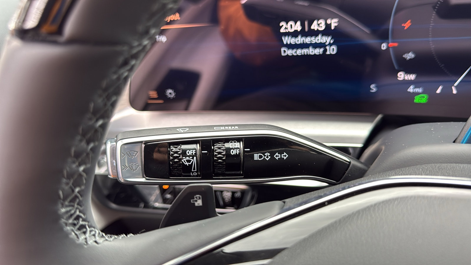 New 2026 Cadillac Lyriq Premium Luxury image 14