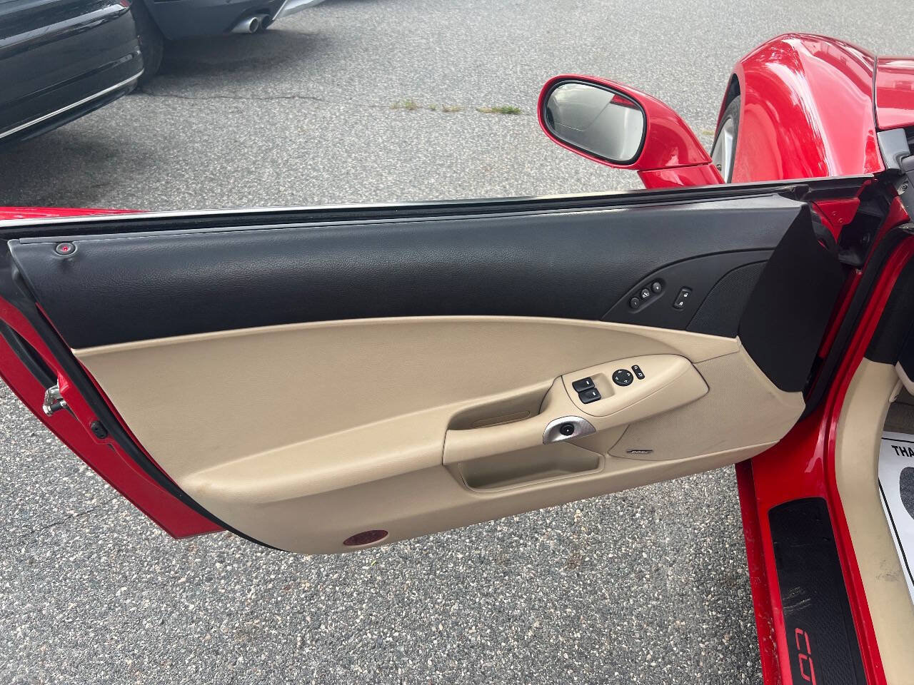 Used 2006 Chevrolet Corvette Convertible w/ Preferred Equipment Group RWD image 15