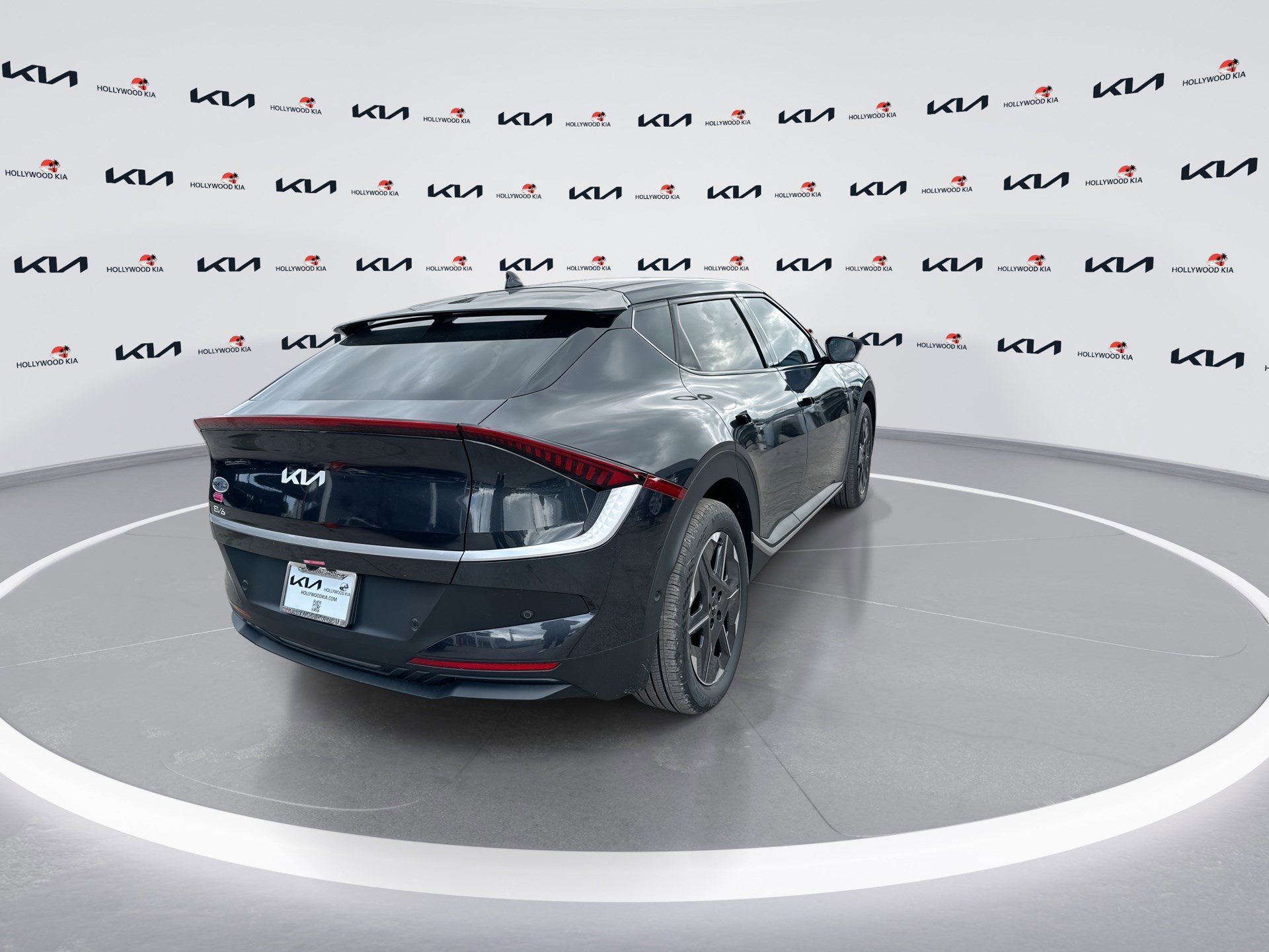 Certified 2025 Kia EV6 Light w/ Light LR Technology Package RWD image 8