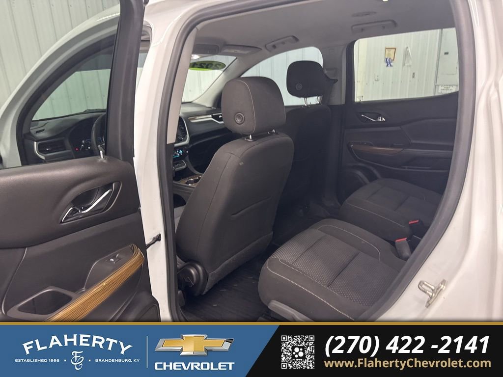 Used 2021 GMC Acadia SLE image 12