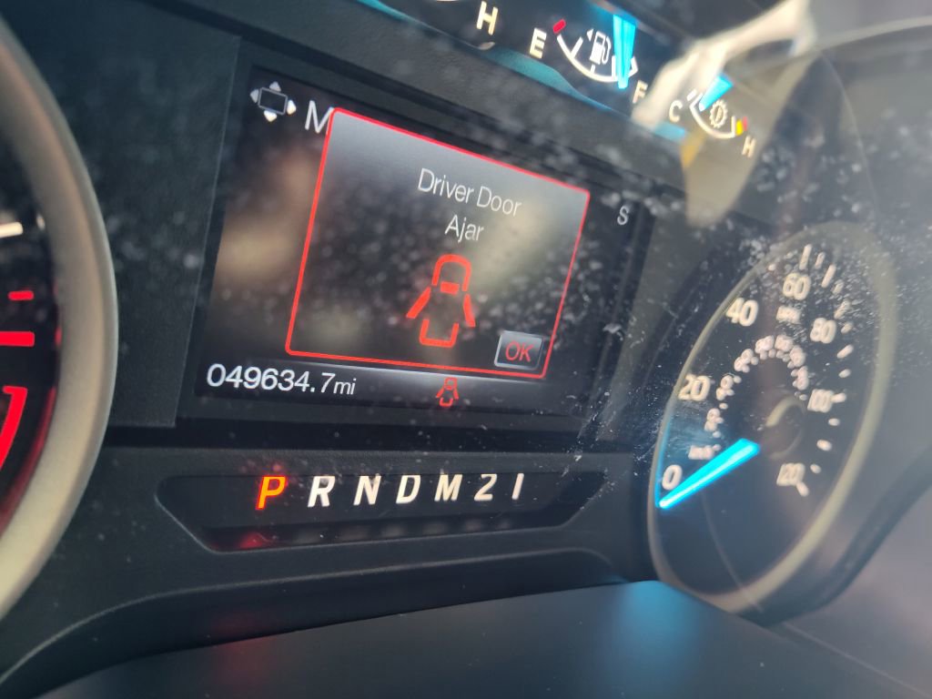 Used 2015 Ford F150 XLT w/ Equipment Group 302A Luxury image 31