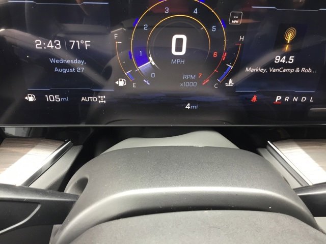 New 2025 Chevrolet Suburban Premier image 23