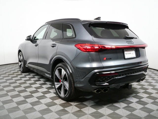 New 2026 Audi SQ5 Premium Plus image 32