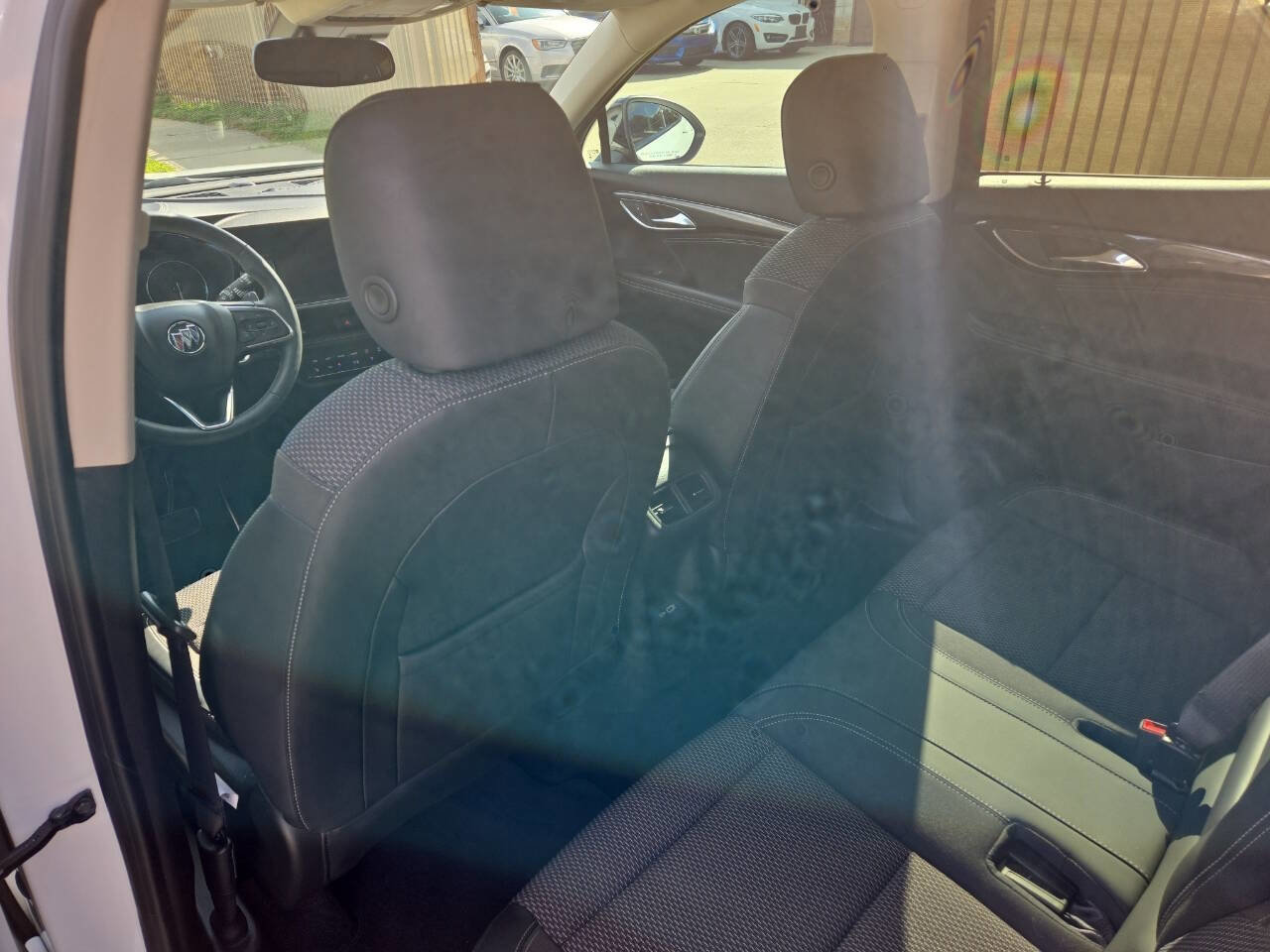 Used 2023 Buick Envision Preferred image 31