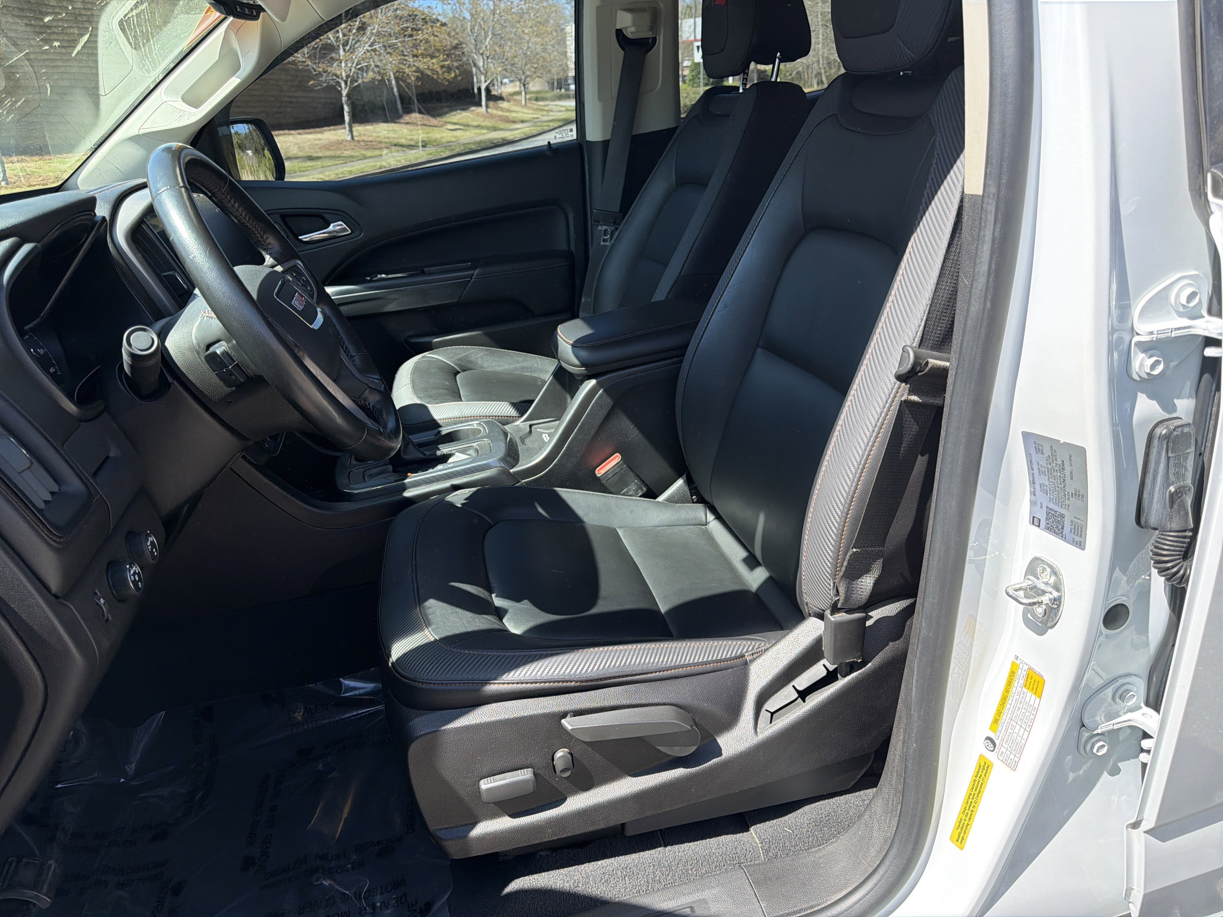 Used 2021 GMC Canyon AT4 w/ Driver Alert Package image 9