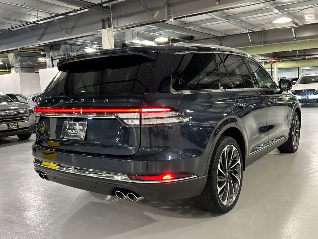 Certified 2023 Lincoln Aviator Reserve w/ Equipment Group 201A AWD/4WD image 2