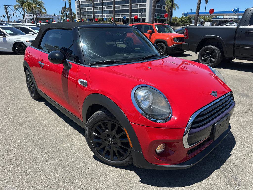 Used 2019 MINI Cooper Convertible image 37
