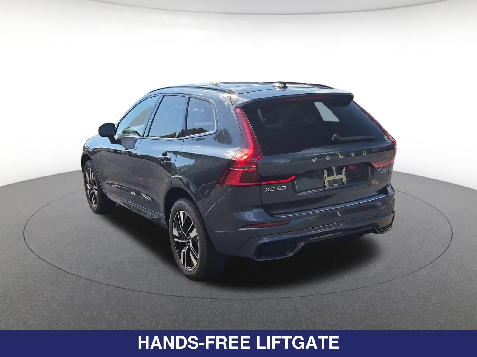 New 2027 Volvo XC60 B5 Core AWD/4WD image 8