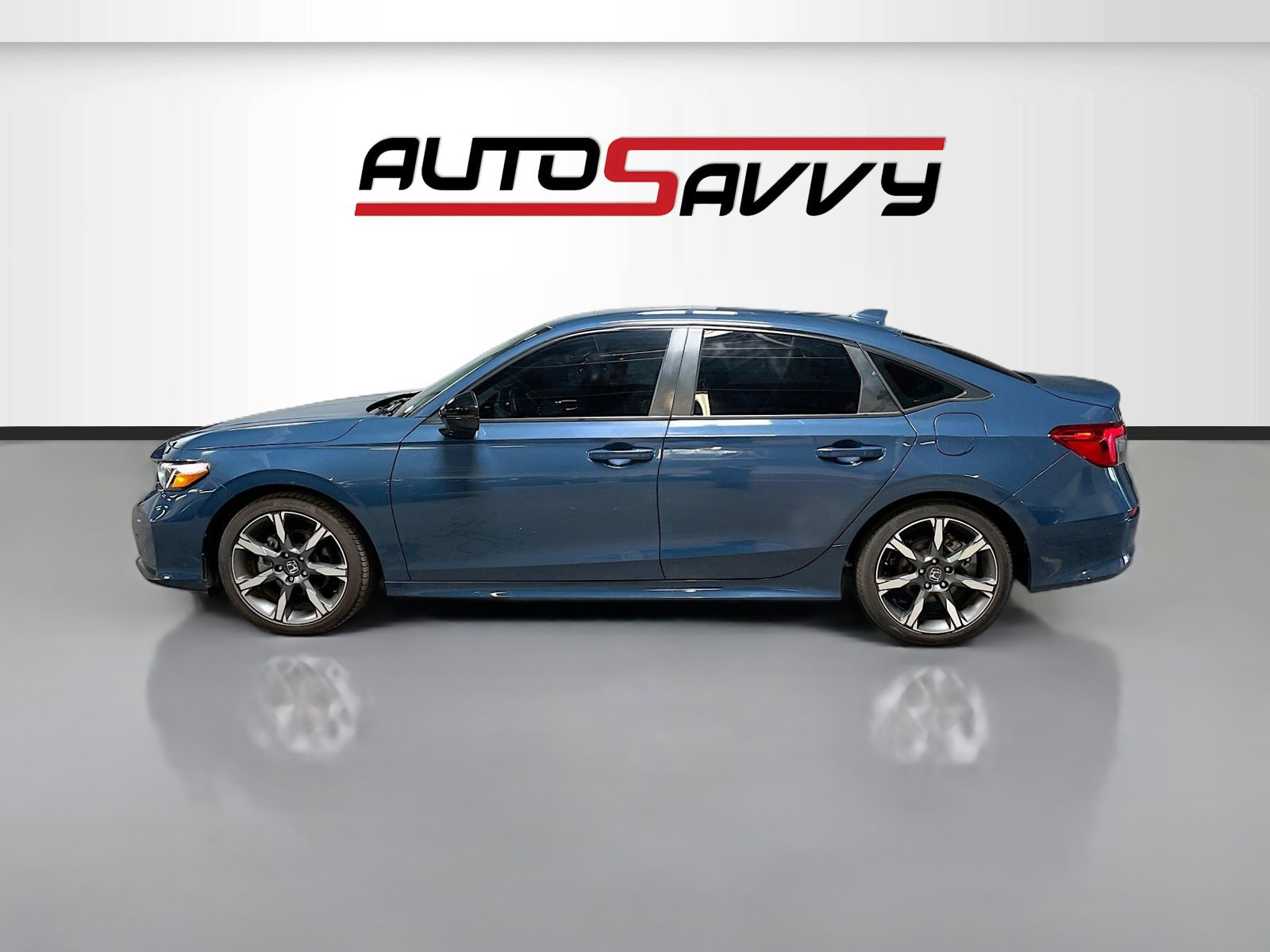 Used 2026 Honda Civic Sport Touring image 4