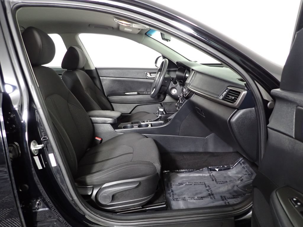 Used 2018 Kia Optima LX w/ 17" Alloy Wheels Package FWD image 34