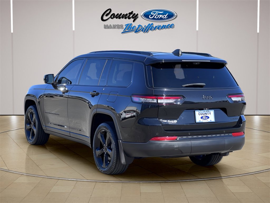 Used 2023 Jeep Grand Cherokee L Limited w/ Luxury Tech Group II image 7