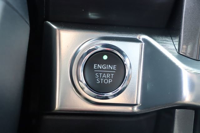 Used 2023 Ford F150 Lariat w/ Max Trailer Tow Package image 38