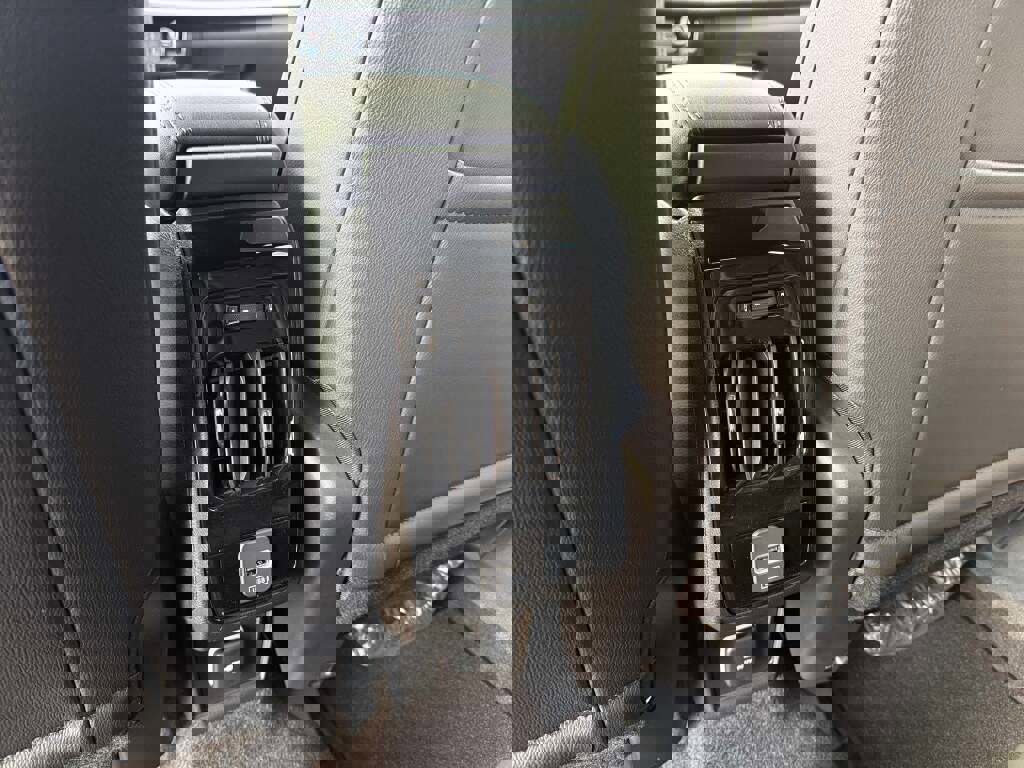 New 2026 Jeep Compass Limited image 22