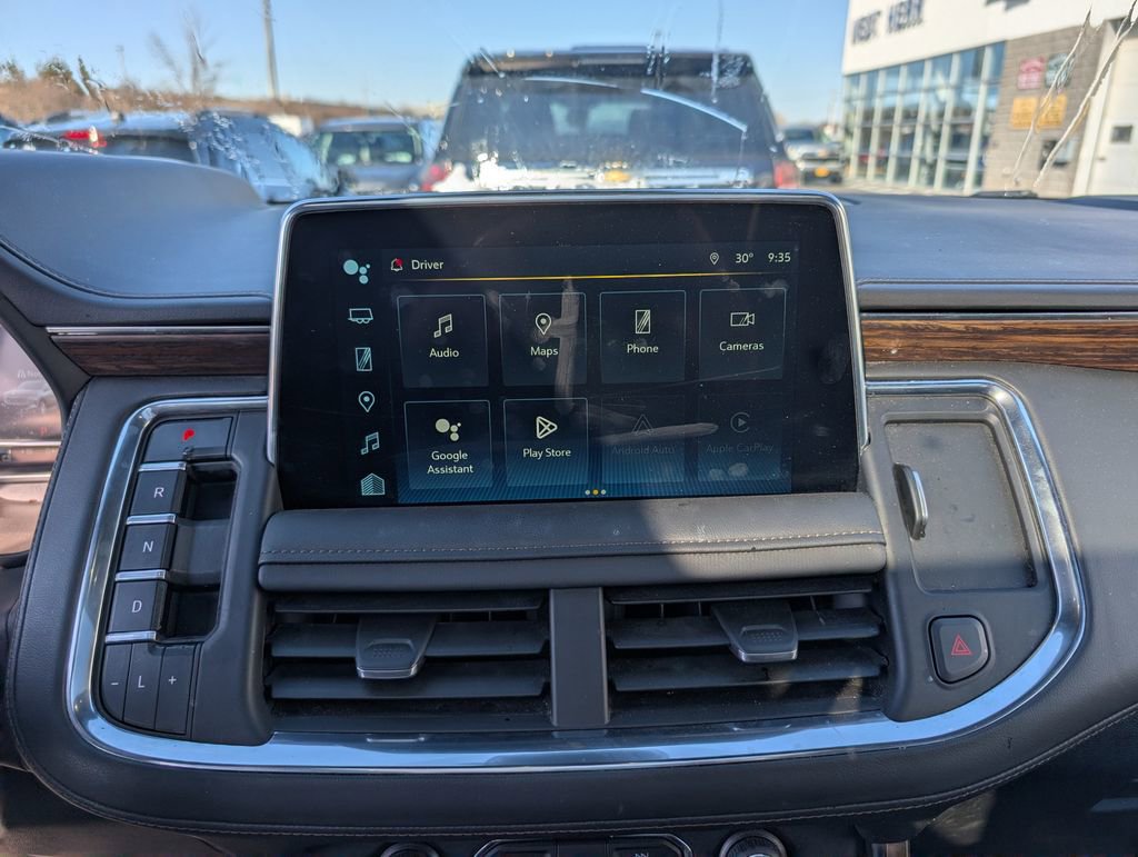 Used 2023 Chevrolet Suburban High Country image 14