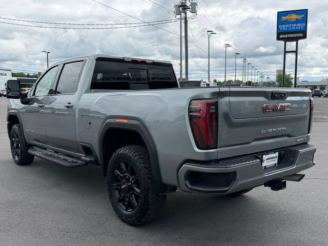 Used 2024 GMC Sierra 2500 AT4 w/ AT4 Preferred Package AWD/4WD image 5