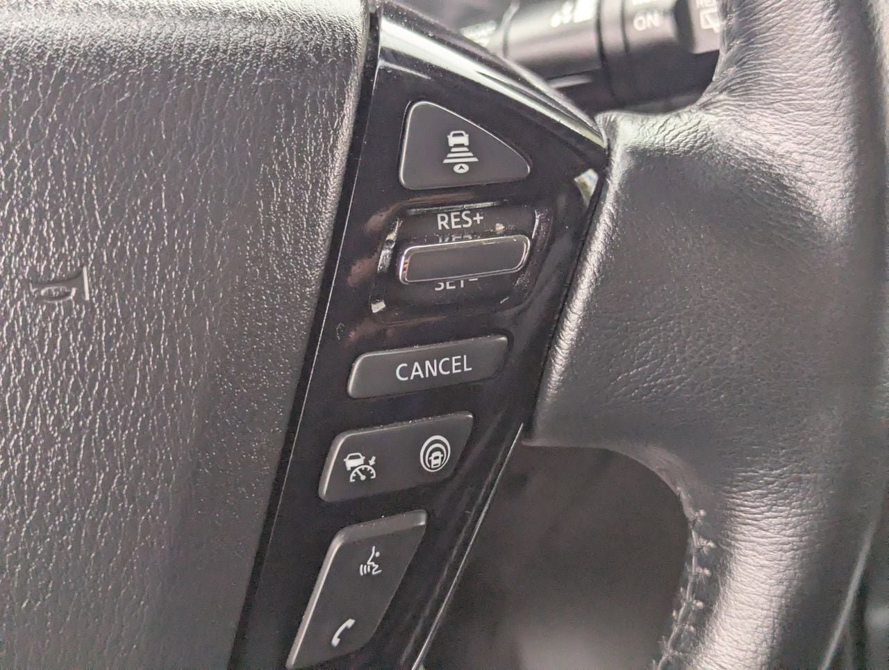Used 2024 Nissan Armada SV RWD image 30