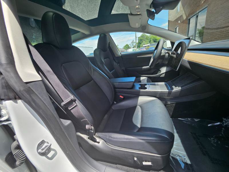 Used 2023 Tesla Model 3 Standard Range RWD image 57
