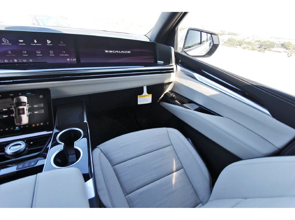 New 2027 Cadillac Escalade Sport w/ Touring Package AWD/4WD image 10