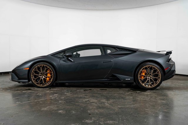 Used 2023 Lamborghini Huracan Tecnica image 5