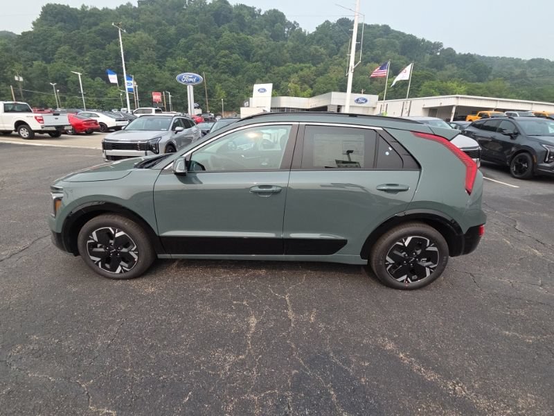 New 2026 Kia Niro Wind w/ Wind Preserve Package FWD image 4