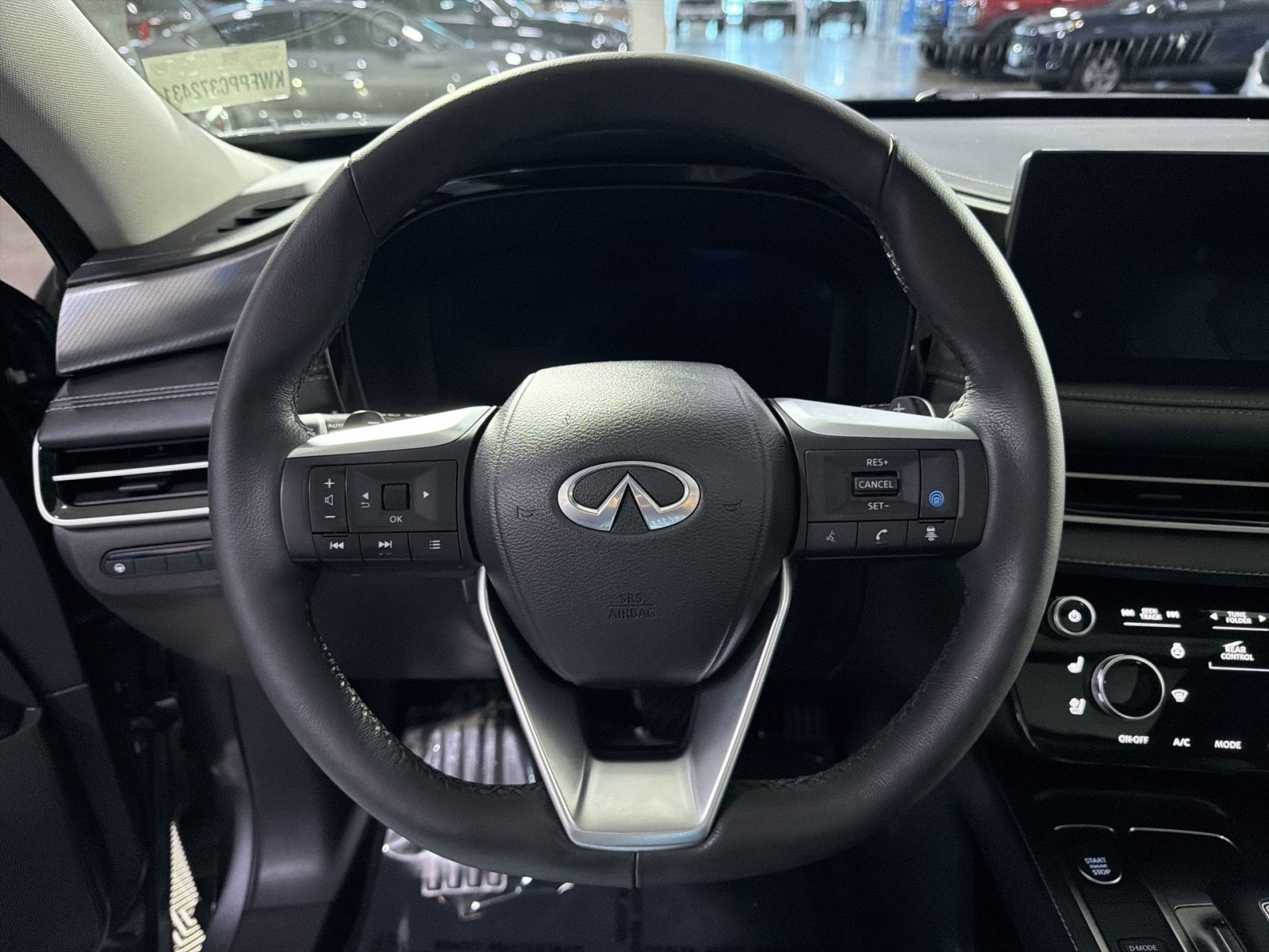 Used 2023 INFINITI QX60 Luxe w/ Cargo Package AWD/4WD image 24