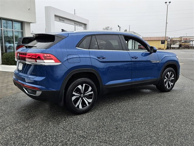 Certified 2025 Volkswagen Atlas Cross Sport SE image 14